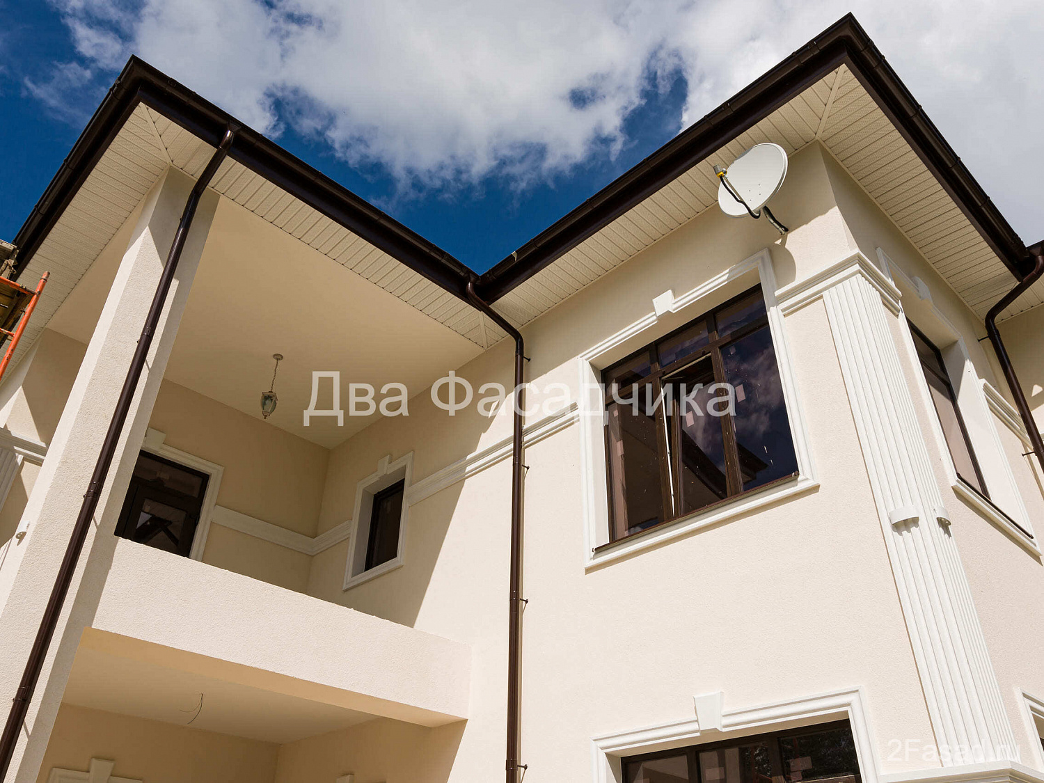 Фасад в Горки 2